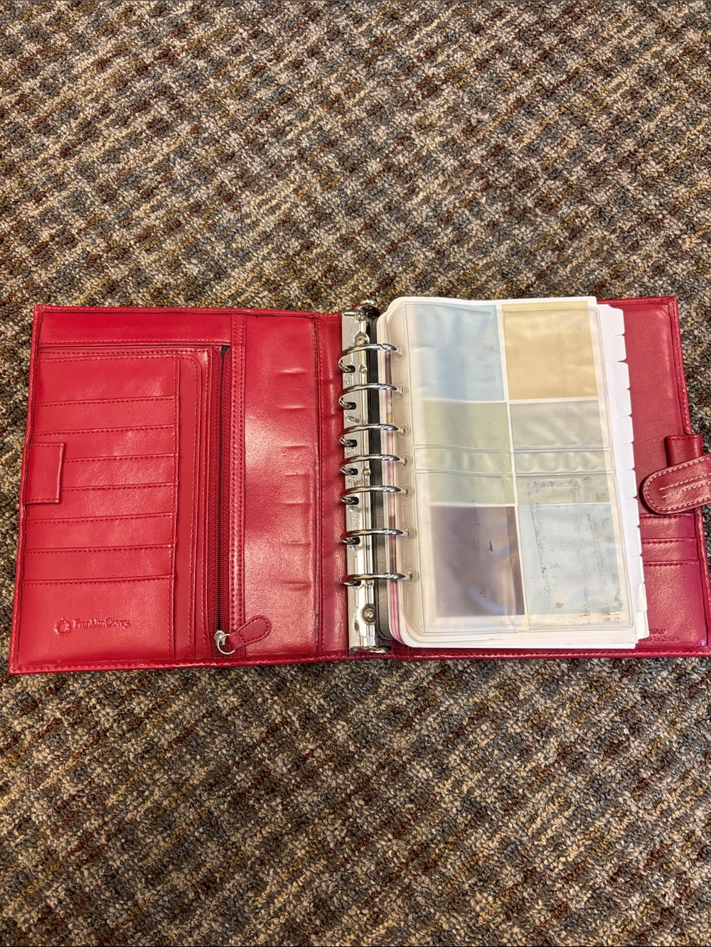 Franklin Covey red Leather Planner with Snap Closure - Picture 2 of 5